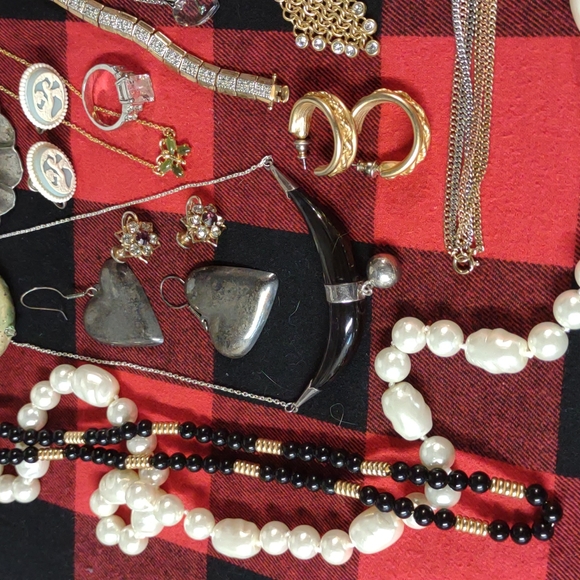 Vintage Jewelry Lot Signed Rhinestones Sterling Silver Glass Jade Unique Vintage - Picture 8 of 16